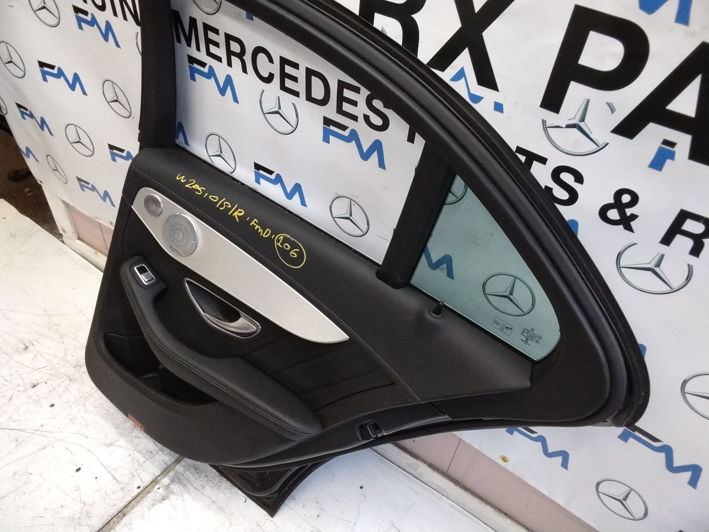 MERCEDES BENZ  C-CLASS W2O5 DRIVER SIDE REAR DOOR O/S/R COMPLETE GREY FMD106