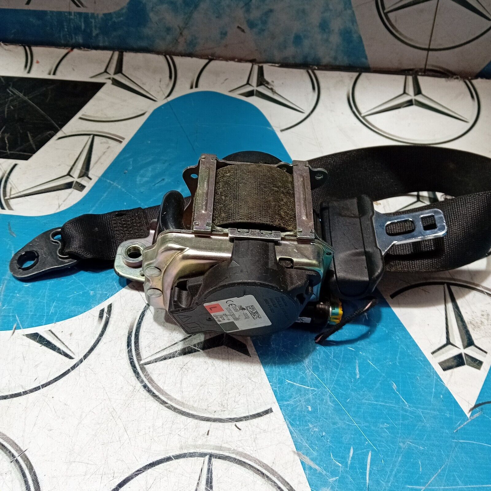 MERCEDES BENZ C CLASS C205 COUPE 2015-2021 FRONT LEFT SEAT BELT A2058601501