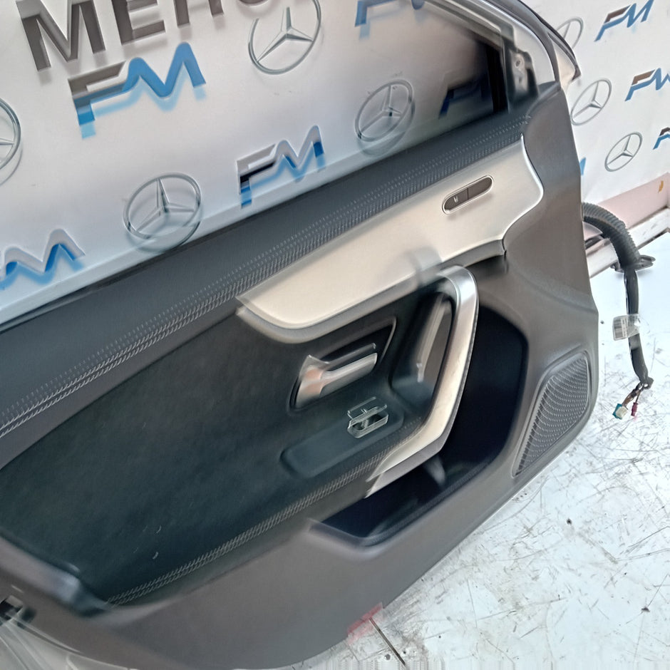 MERCEDES  A-CLASS W177 PASSENGE SIDE FRONT DOOR N/S/F COMPLETE SILVER FMD114
