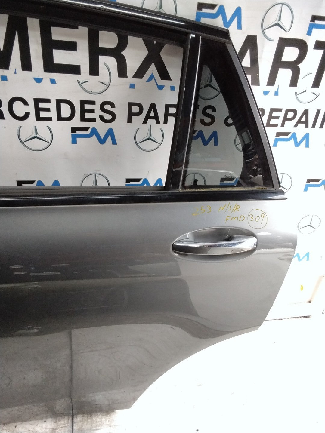 MERCEDES GLC W253 PASSENGER REAR DOOR NSR GREY 2016 ON COMPLETE FMD309