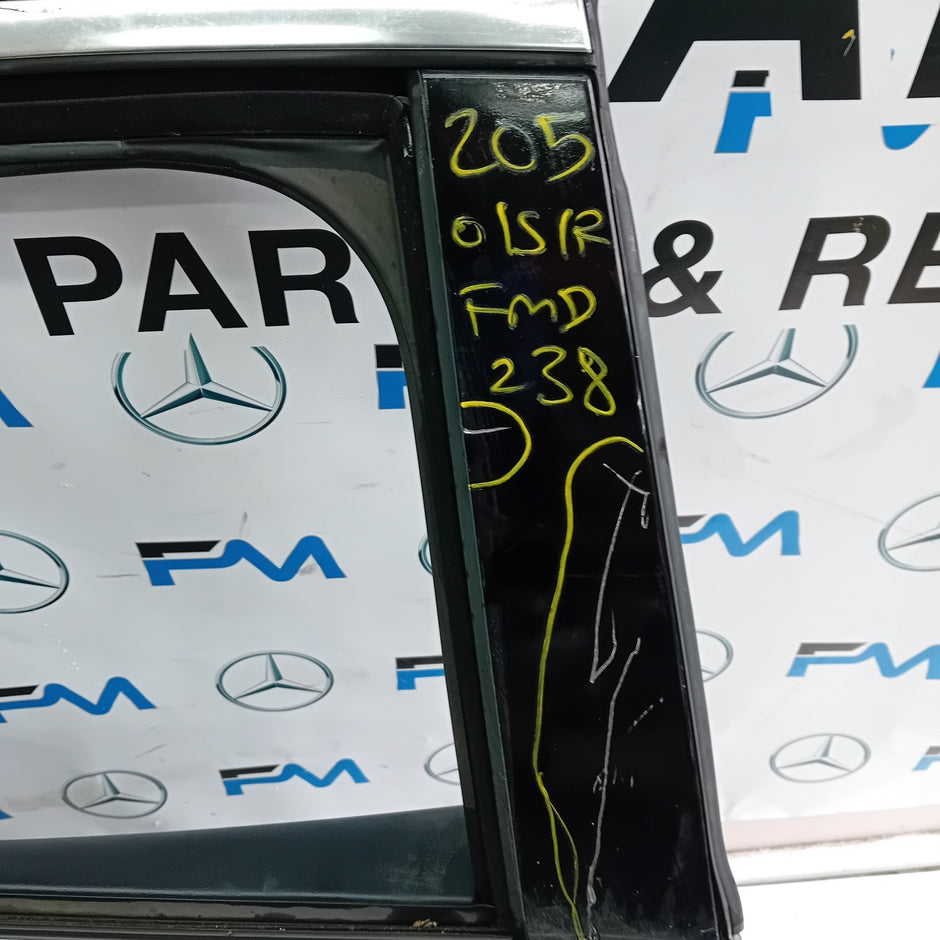 MERCEDES C-CLASS W205 SALOON DRIVER REAR DOOR OSR WHITE 2014ON COMPLETE FMD238