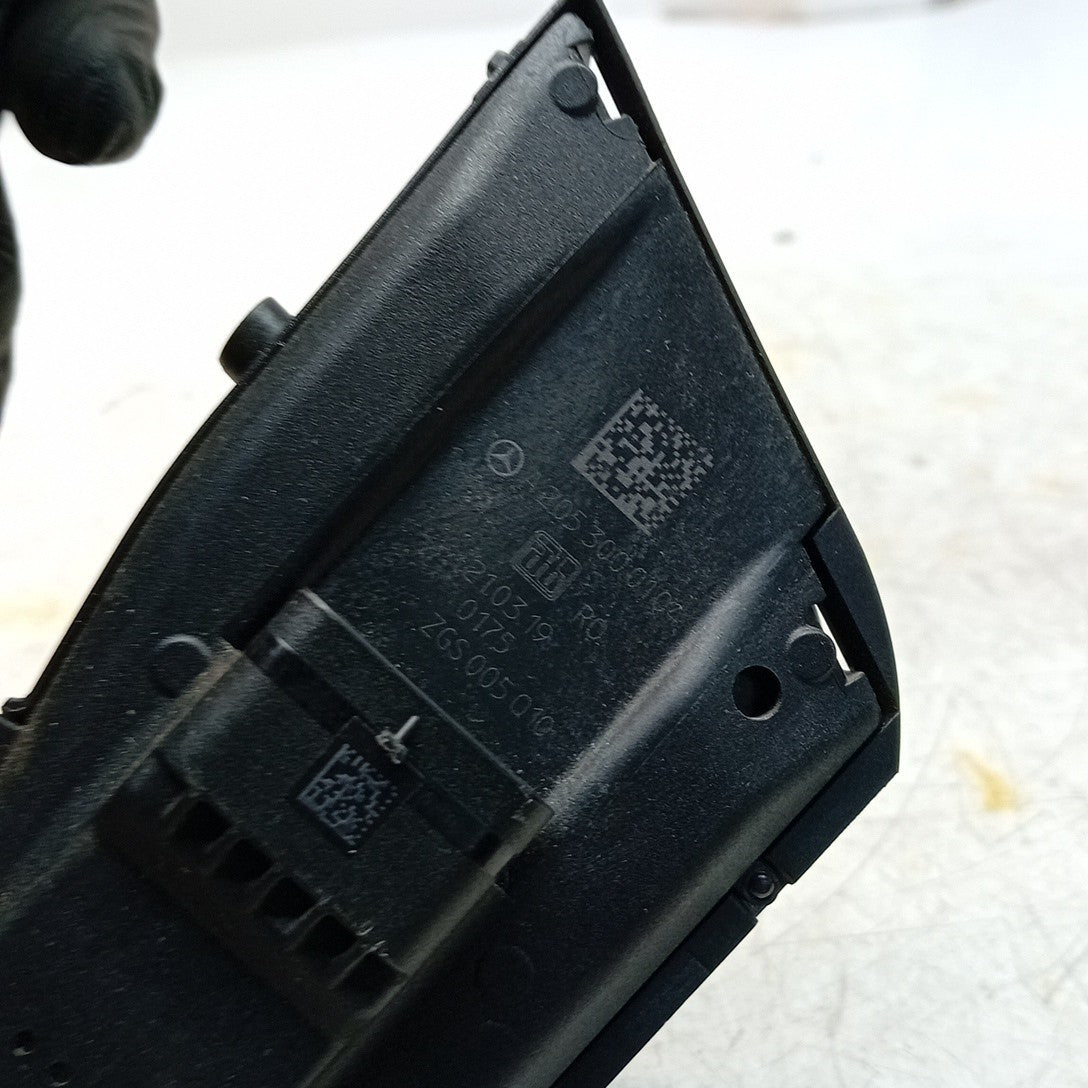 MERCEDES BENZ C-CLASS W205 THROTTLE ACCELERATOR A2053000104 2014 ON FM001560