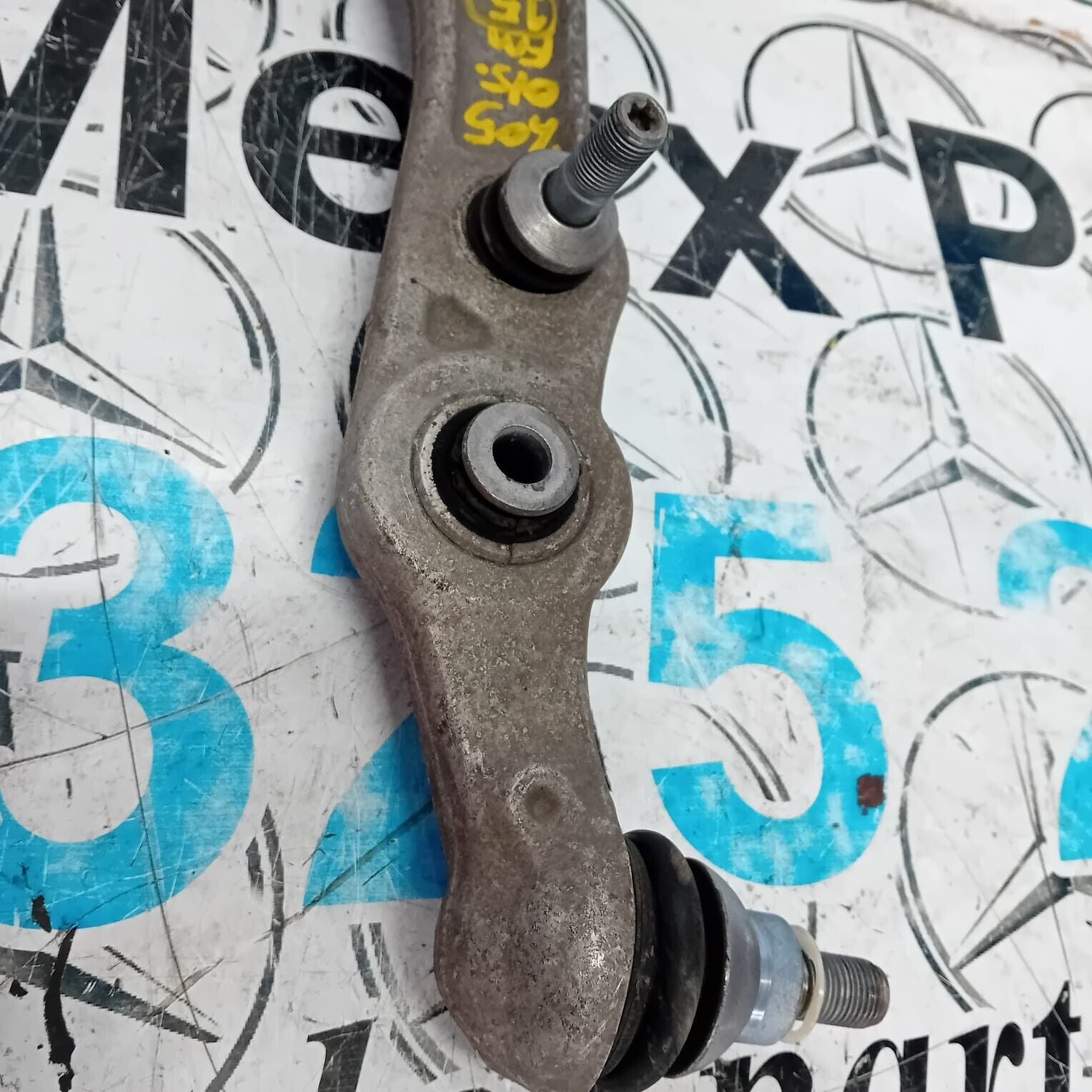 MERCEDES BENZ C-CLASS W205  DRIVER SIDE FRONT LOWER CONTROL ARM  205 14 RE