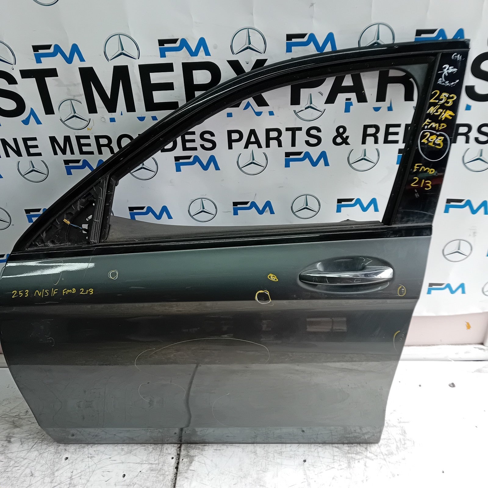 MERCEDES GLC X253 PASSENGER FRONT DOOR NSF BLACK 2016 ON GREY COMPLETE FMD213