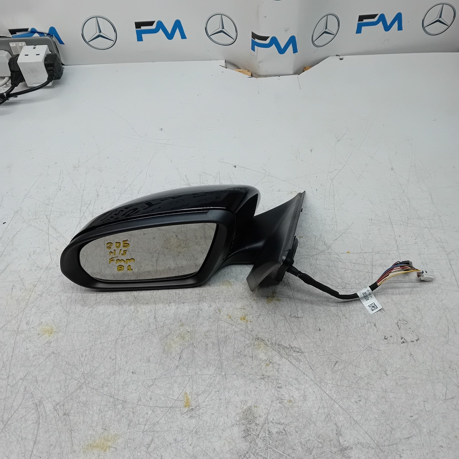 MERCEDES BENZ C-CLASS W205 PASSENGER WING MIRROR NS BLACK PL A2058104702 FMM81