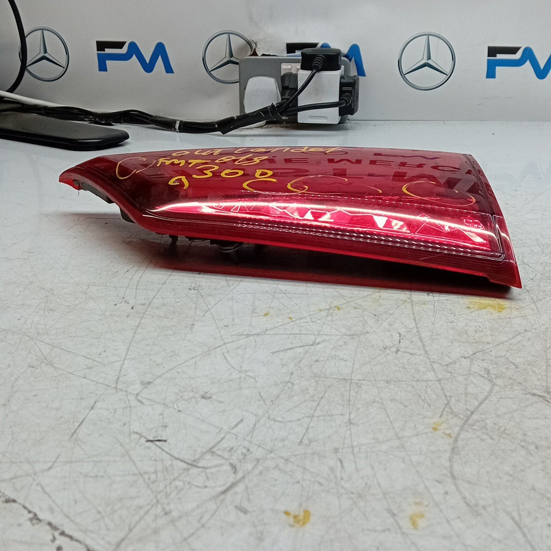 MITSUBISHI OUTLANDER MK3 DRIVER SIDE RIGHT REAR INNER TAIL LIGHT 2013 FMT300