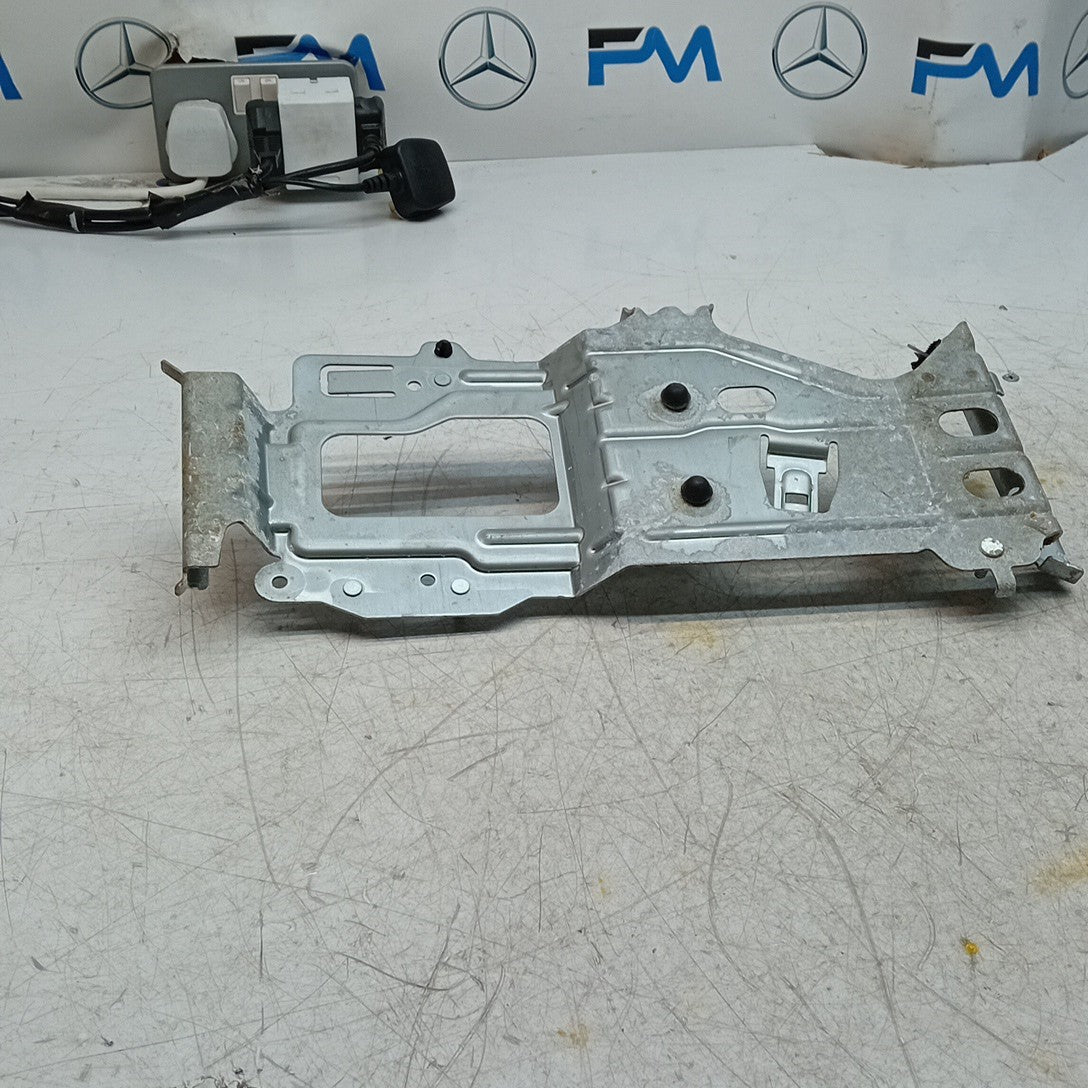 MERCEDES W205 GLC S C CLASS BRACKET ADBLUE CONTROL MODULE  A2125459440 FM001556