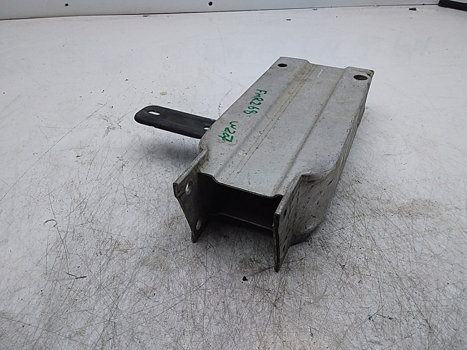 MERCEDES E-CLASS W207 ABSORBER BAR REINFORCEMENT RIGHT SIDE A2076200095 FMR268