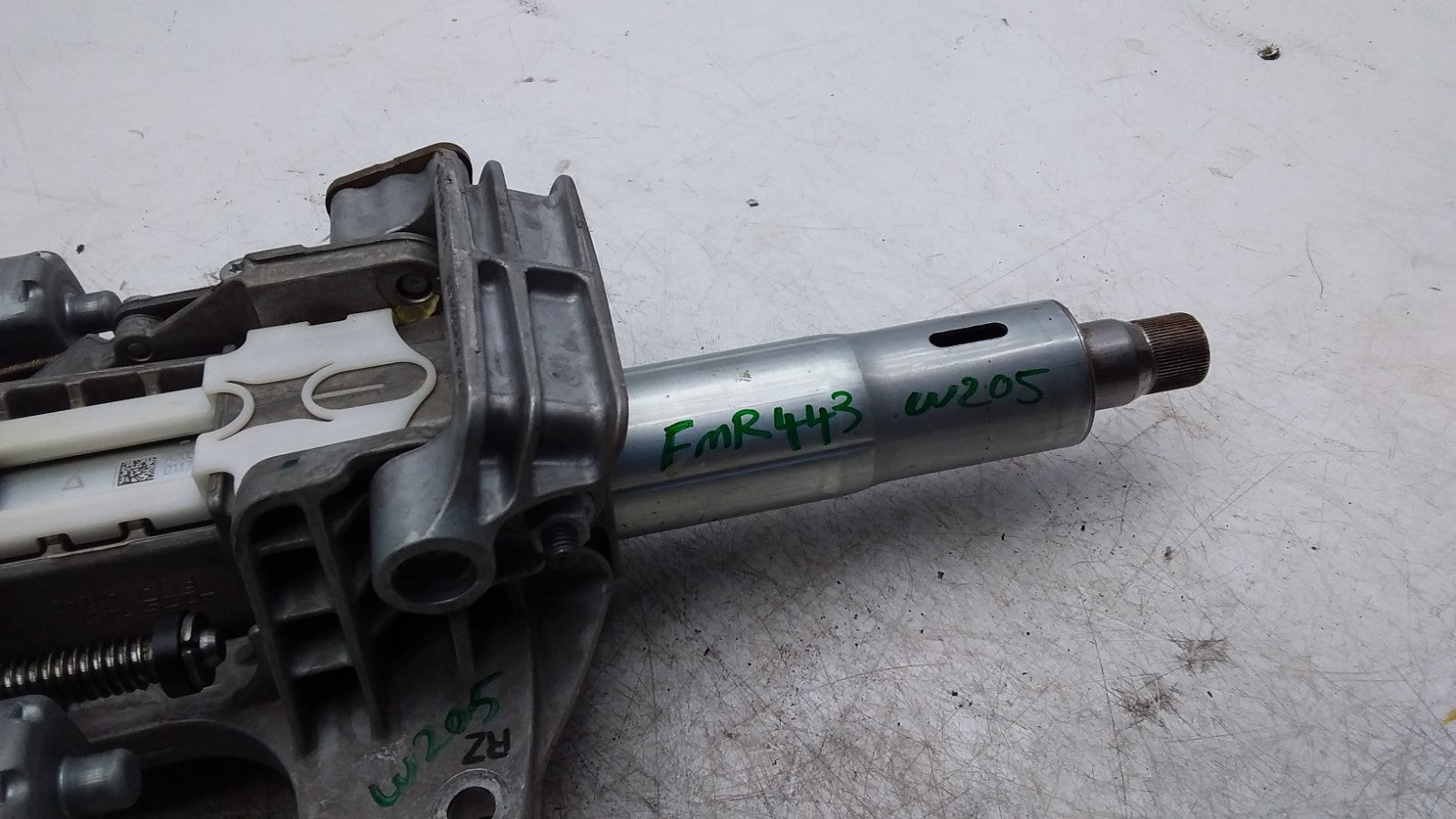 MERCEDES BENZ C-CLASS W205 OEM POWER STEERING COLUMN A2054603916 FMR443