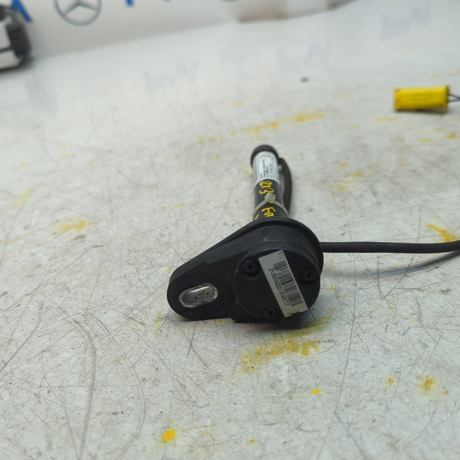 MERCEDES E CLASS W213 BONNET PEDESTRIAN ACTUATOR A2139062201 2016 FM001428