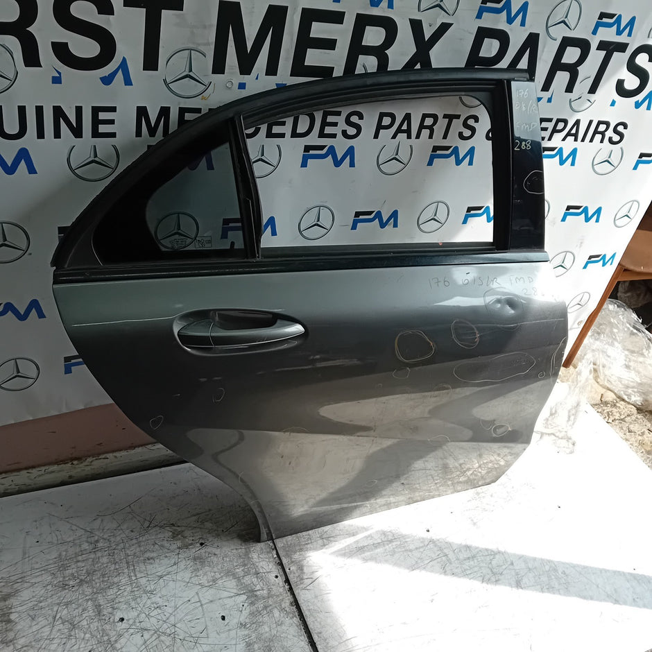MEECEDES A-CLASS W176 SLN DRIVER REAR DOOR OSR 2012-18 GREY COMPLETE FMD288