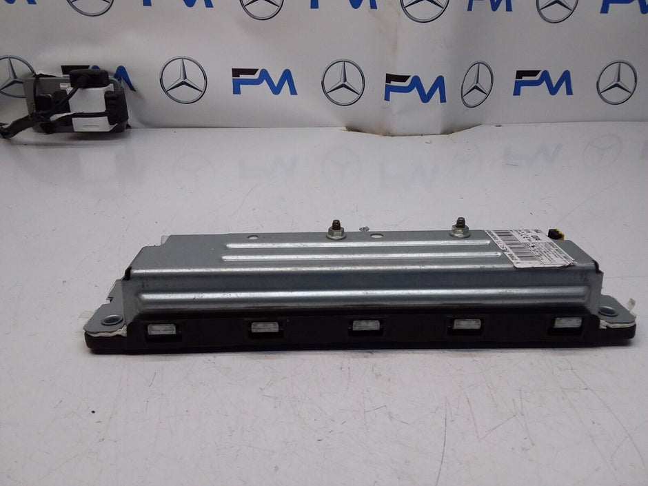 2016 MERCEDES BENZ C-CLASS W205 DRIVER SIDE KNEE AIRBAG A2058600302 FM00335