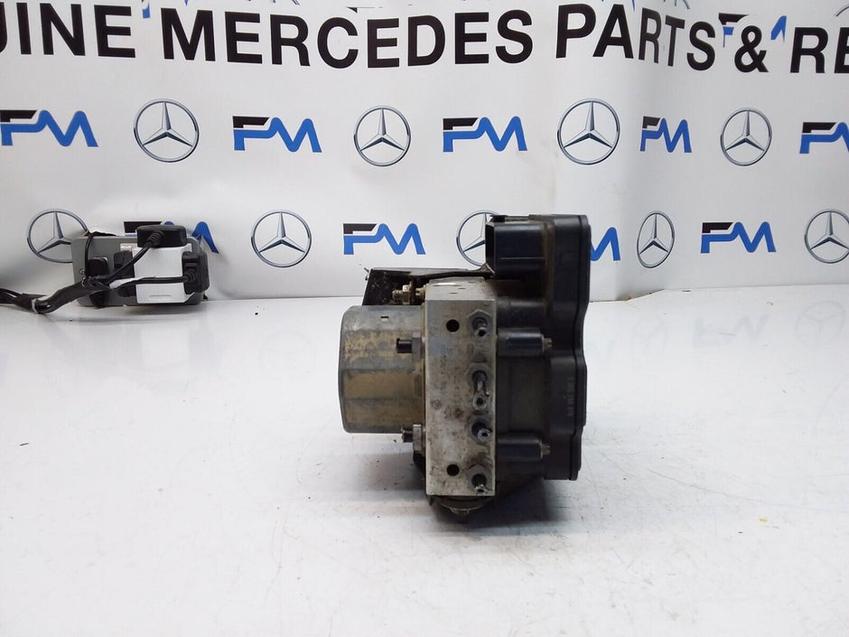 MERCEDES CLA W246 ABS PUMP MODULE CONTROL UNIT A2464300210 FM00435