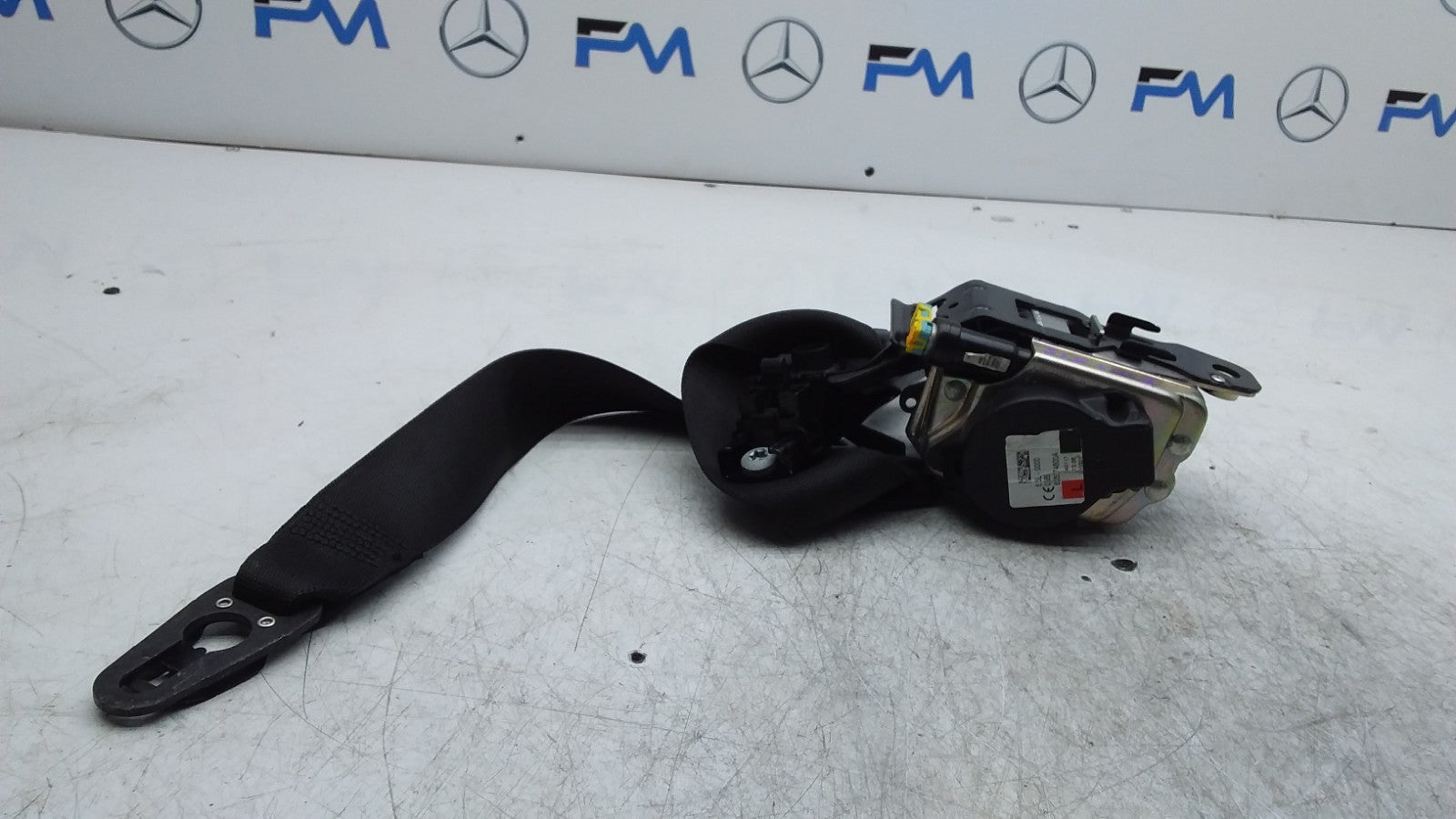  MERCEDES C-CLS W205 SEAT BELT FRONT LEFT PASSENGER SIDE NSF A2058600185 FMS515