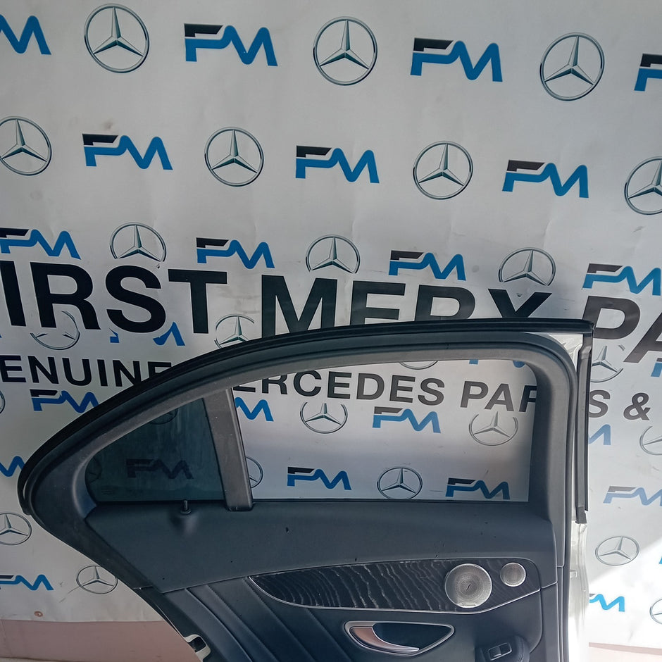 MERCEDES C-CLASS W205 COUP PASSENGER REAR DOOR NSR WHITE 2014 ON COMPLETE FMD171