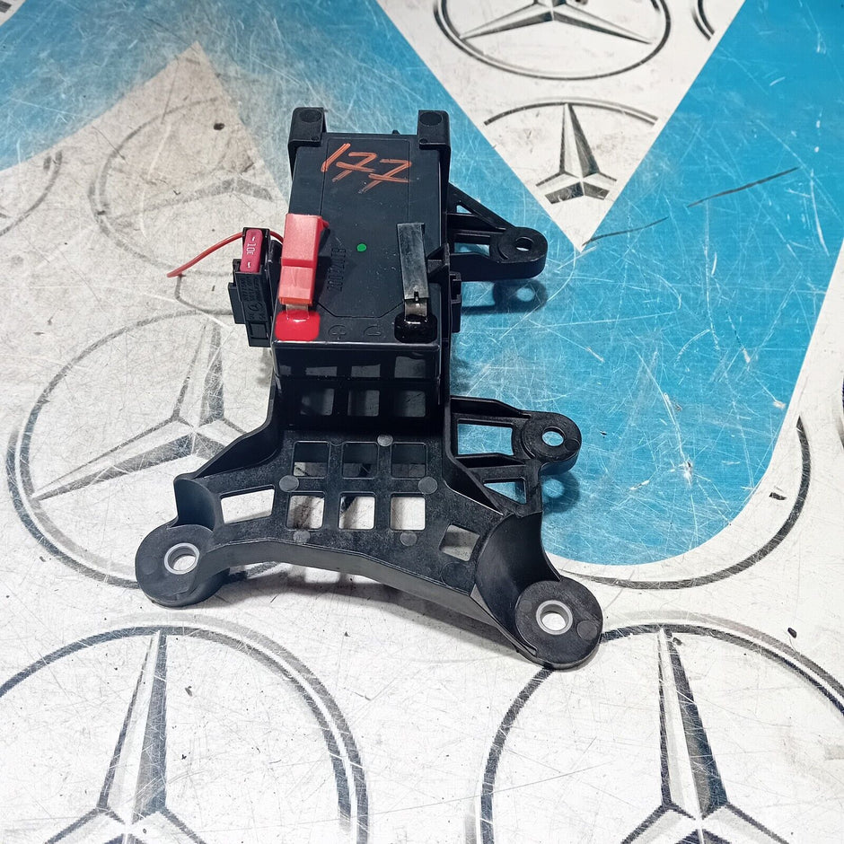 2021 MERCEDES BENZ A180 W177 SMALL AUXILIARY BATTERY & BRACKET  A2475451000