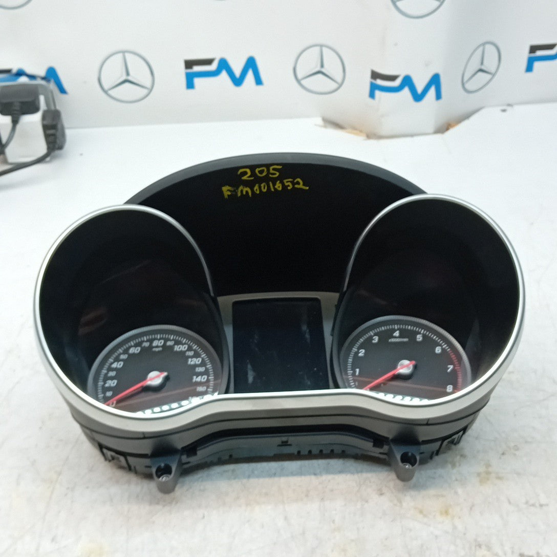 MERCEDES C-CLASS W205 SPEEDOMETER INSTRUMENT CLUSTER  A2059007033 FM001652