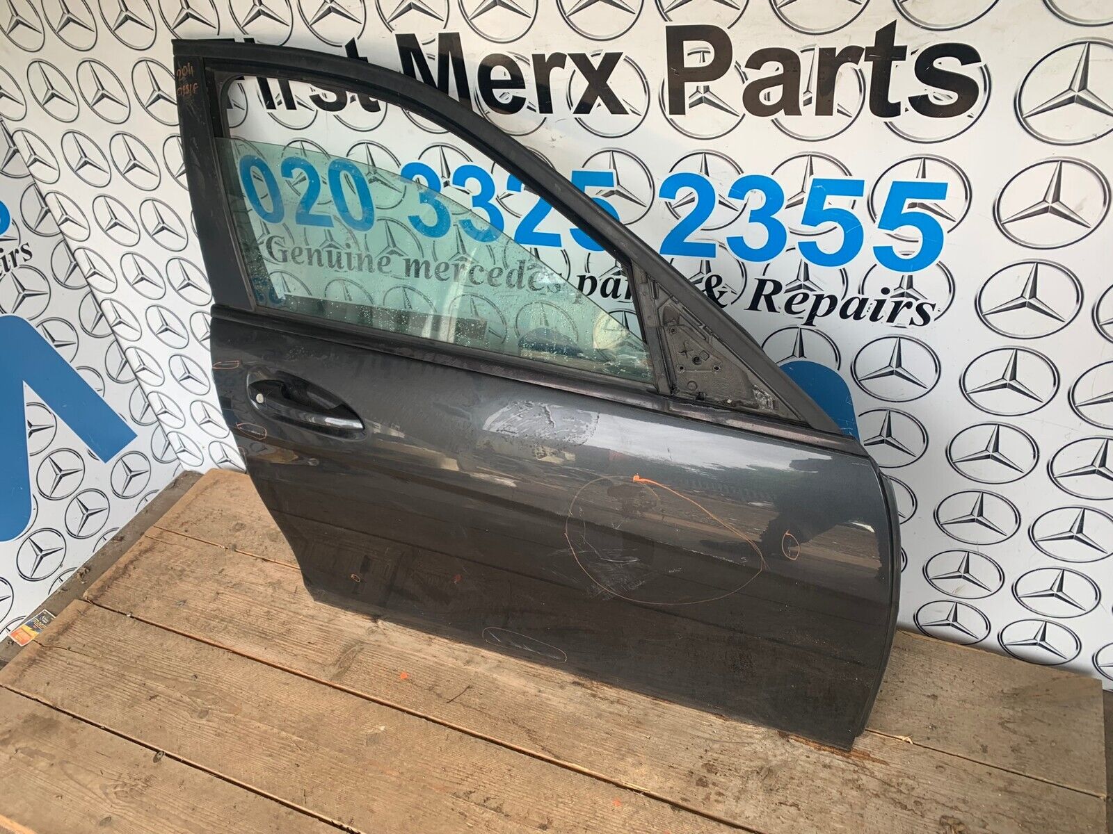 MERCEDES BENZ C CLASS W204 OFF SIDE FRONT DOOR 2008-2014 COMPLETE 