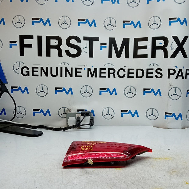 MITSUBISHI OUTLANDER MK3 PASSENGER SIDE LEFT REAR INNER TAIL LIGHT 2013 FMT303