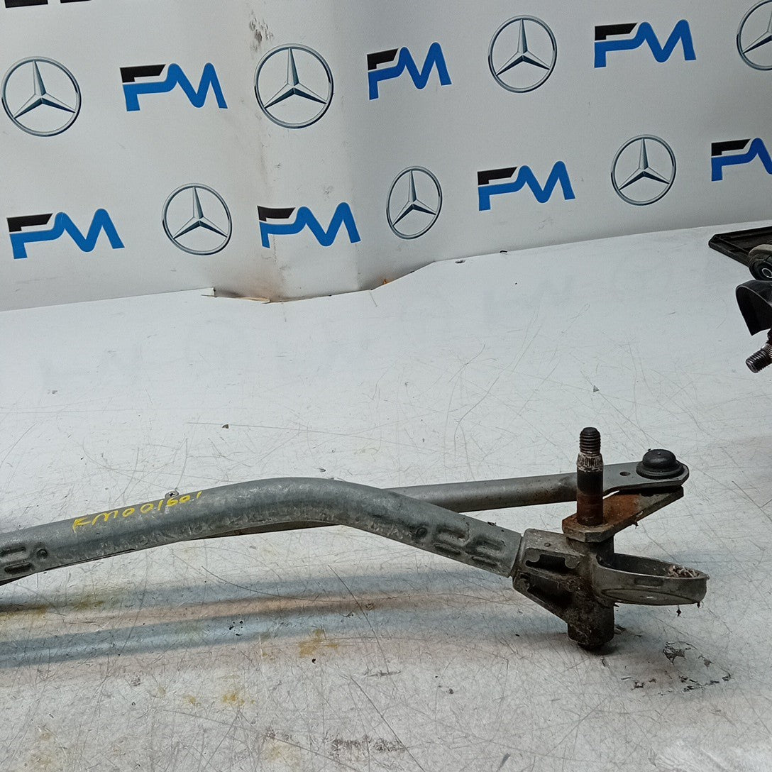 MERCEDES BENZ C-CLASS W204 WIPER MOTOR FRONT AND LINKAGE A2048201140 FM001601