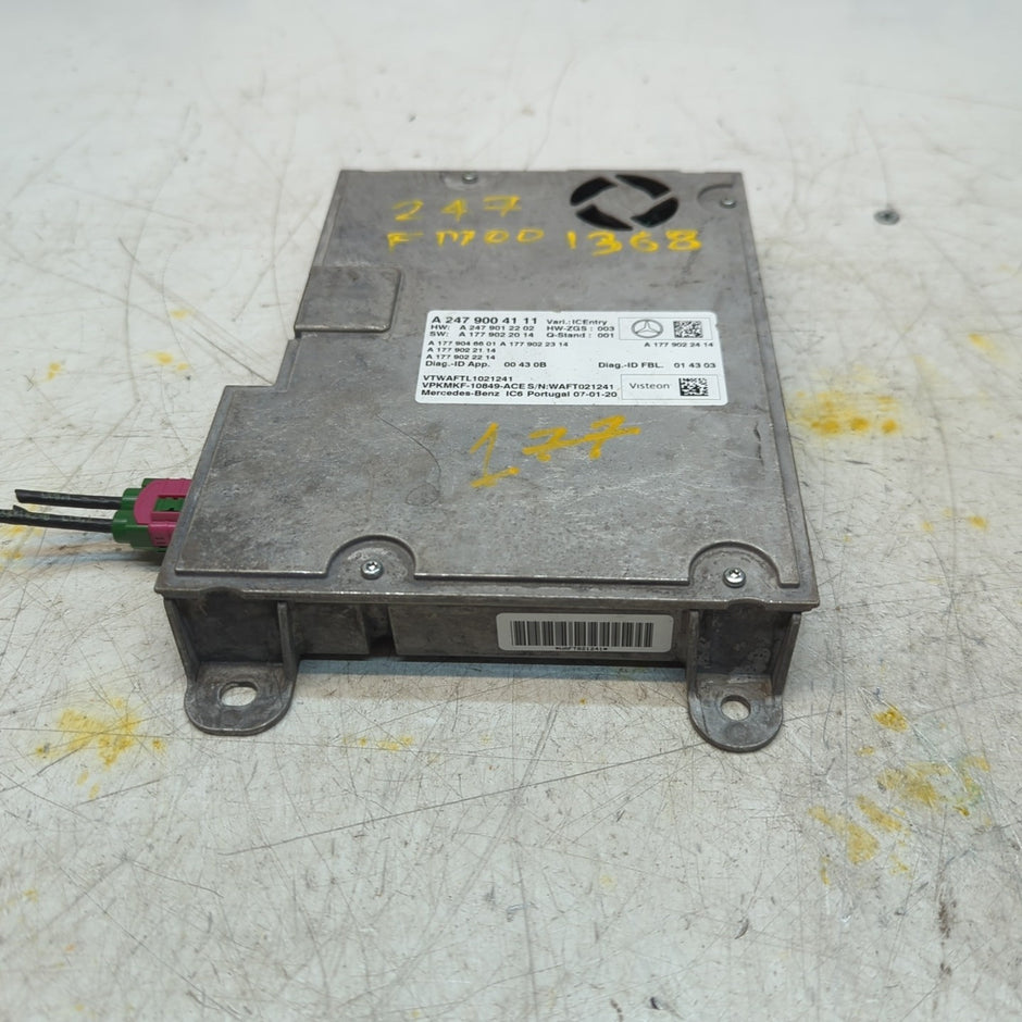 MERCEDES B-CLASS  INSTRUMENT CLUSTER CONTROL UNIT W247 A2479004111 FM001368