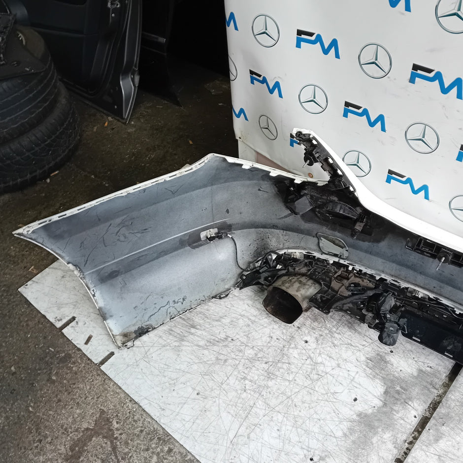 MERCEDES C-CLASS W205 SLN REAR BUMPER 2014 ON WHITE COMPLETE A2058850138 FMX37