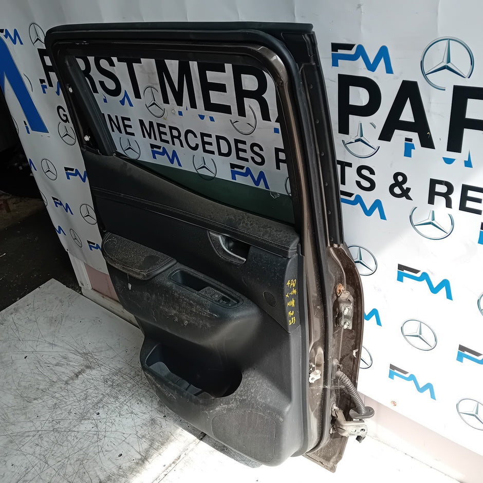 MEECEDES X-CLASS W470 PASSENGER SIDE REAR DOOR NSR 2017-20 BROWN COMPLETE FMD283