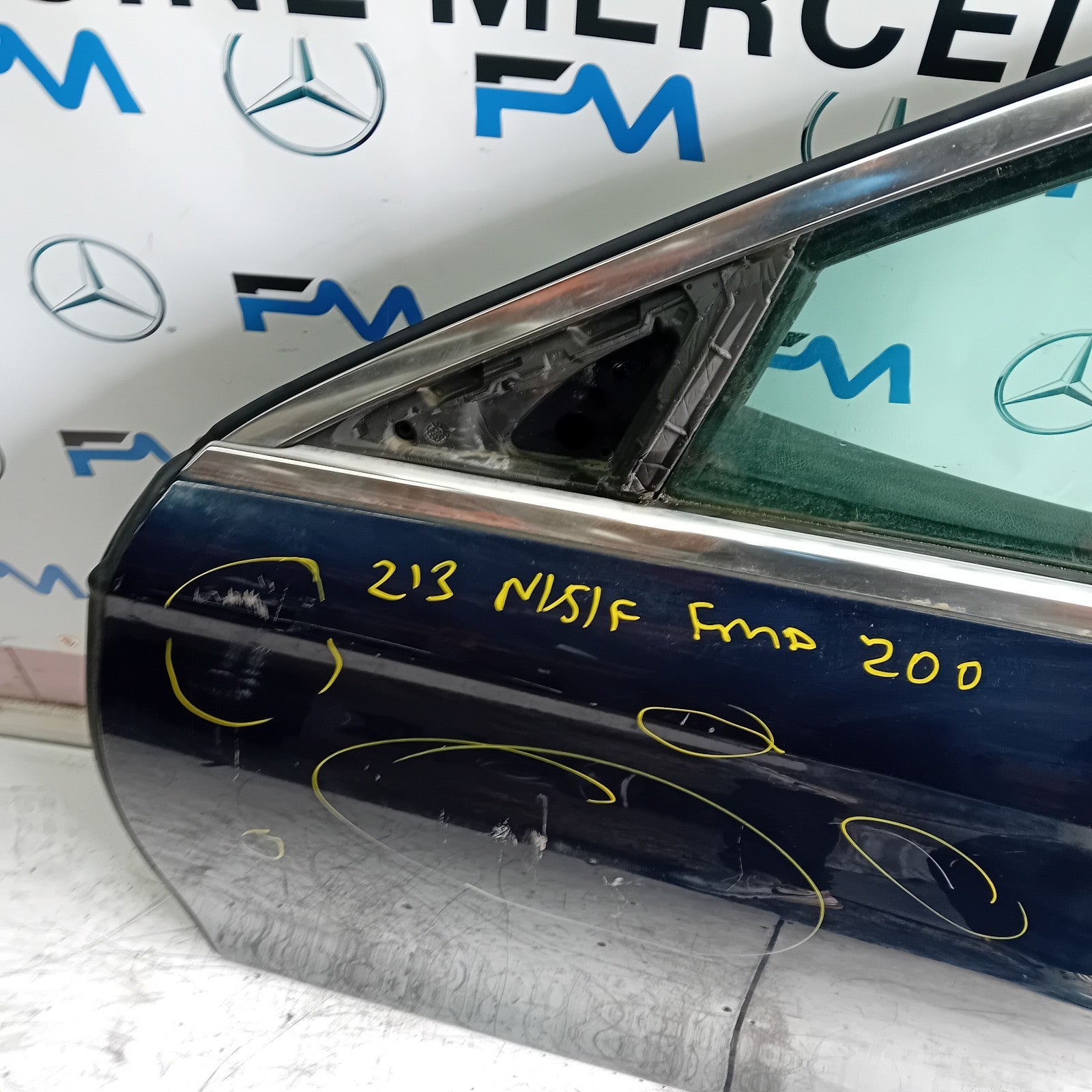 MERCEDES E-CLASS W213 SLN PASSENGER FRONT DOOR NSF BLUE 2016 ON COMPLETE FMD200