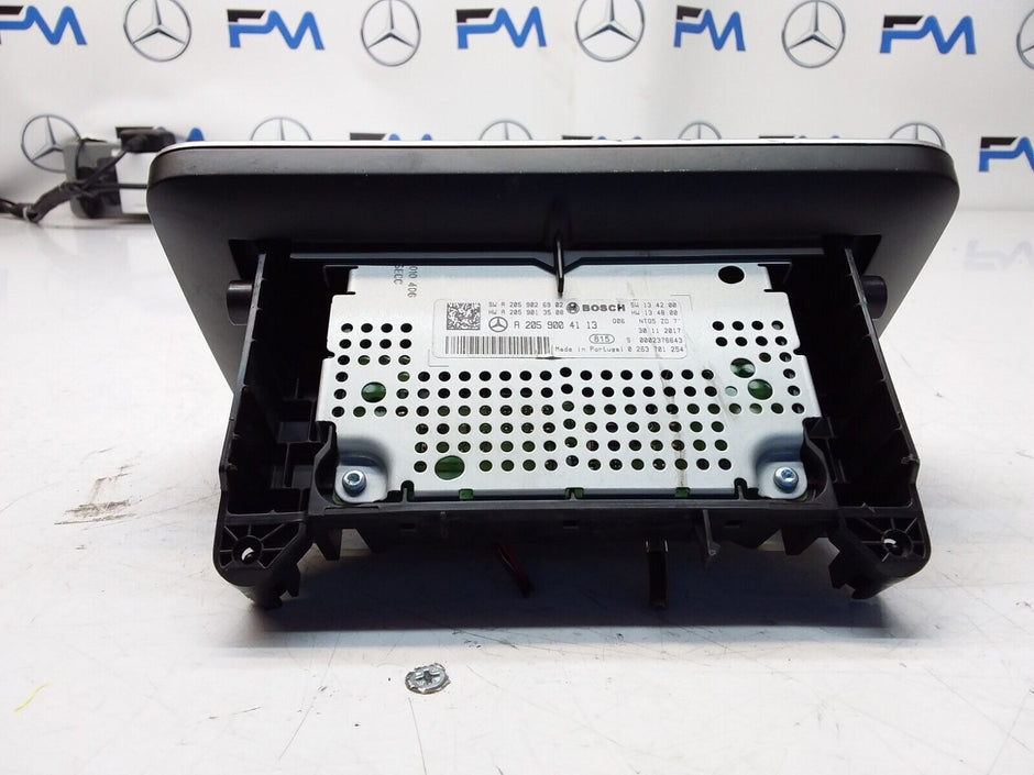 MERCEDES C-CLASS W205 2017 SAT NAV MULTIMEDIA SCREEN A2059004113 FM00679