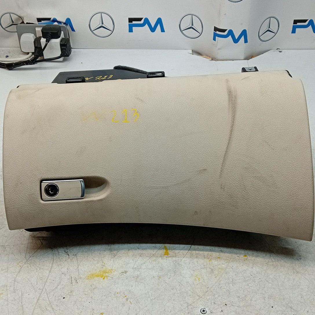 MERCEDES E-CLASS W213 DASHBOARD GLOVEBOX 2016 ON A2136800391 FM001301