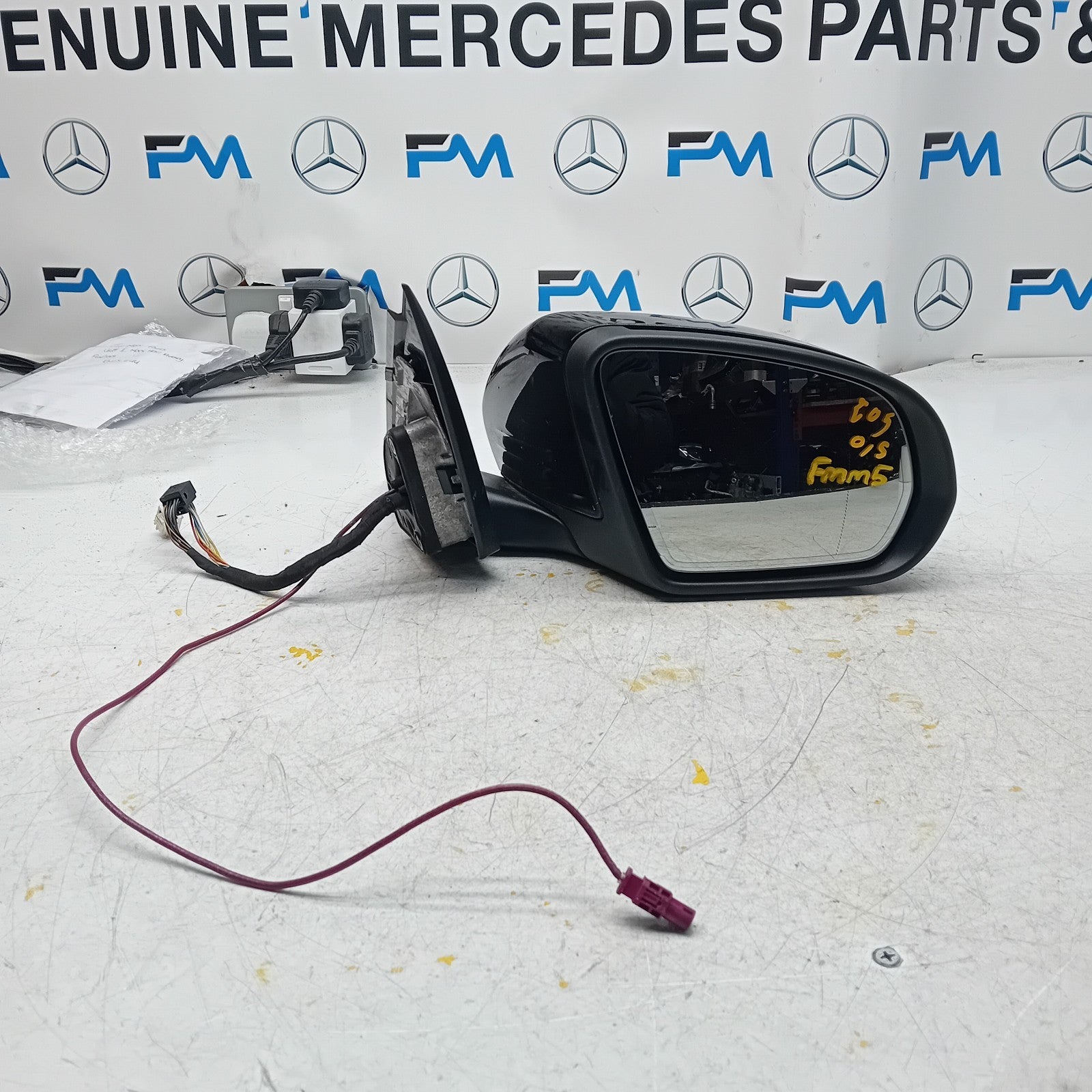 MERCEDES C-CLASS 2014 On W205 DRIVER SIDE WING MIRROR BLACK FMM5