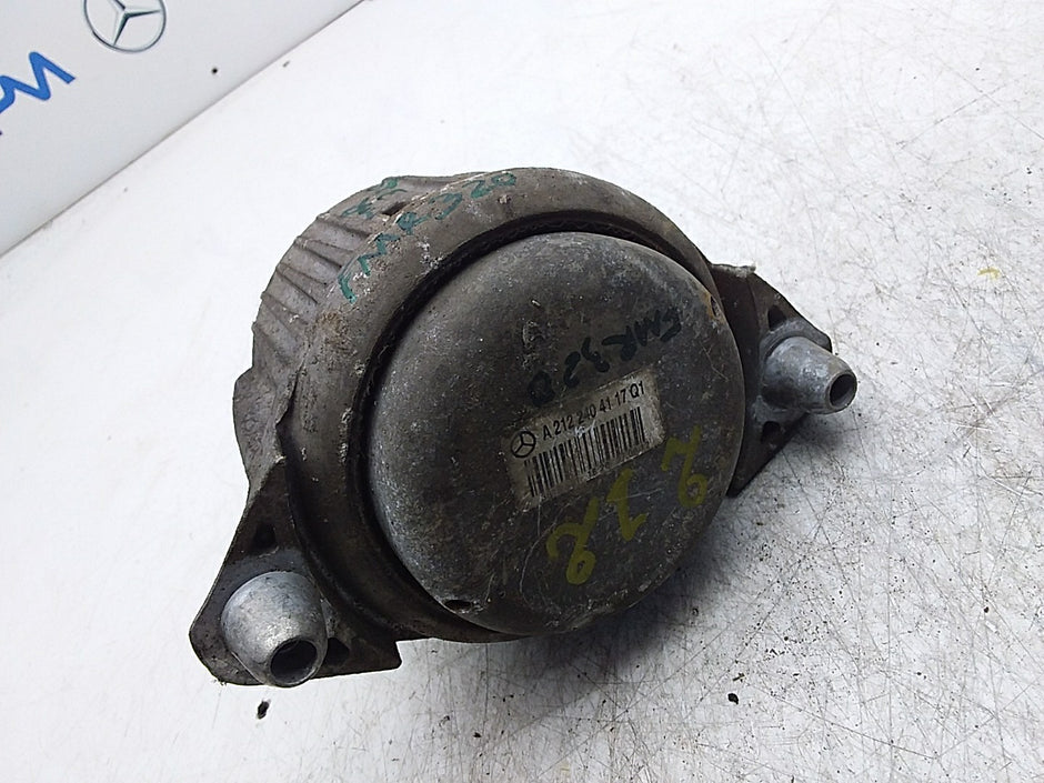 MERCEDES BENZ  E-CLASS W212  ENGINE MOUNT LEFT NS A2122404117 FMR320