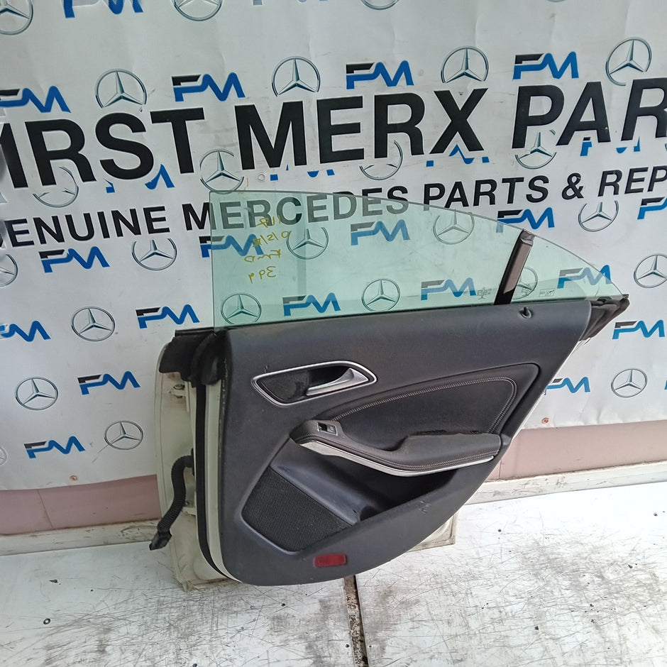 MEECEDS BENZ CLA W117 DRIVER FRONT DOOR OSF WHITE  2013-19 COMPLETE FMD399