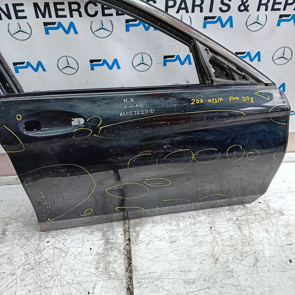 MEECEDS C-CLASS W205 DRIVER FRONT DOOR OSF BLACK 2014 ON FMD398
