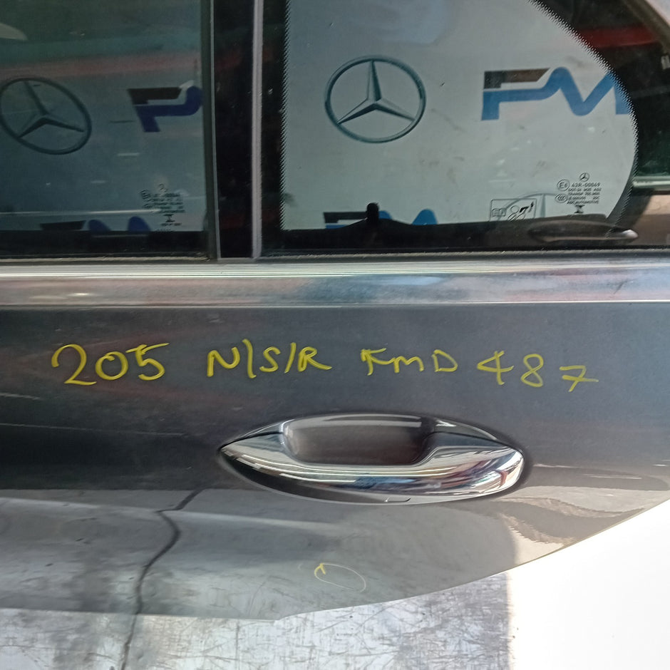 MERCEDES C-CLASS W205 PASSENGER REAR DOOR NSR 2014 GREY COMPLETE FMD487