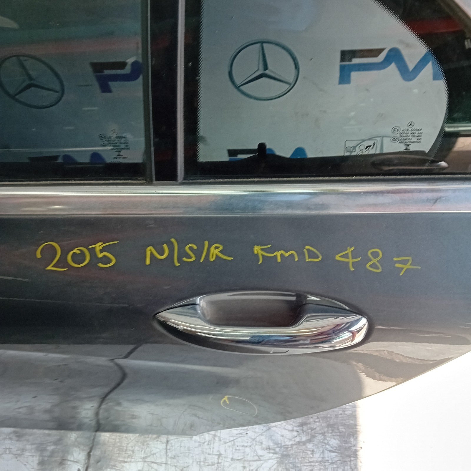MERCEDES C-CLASS W205 PASSENGER REAR DOOR NSR 2014 GREY COMPLETE FMD487