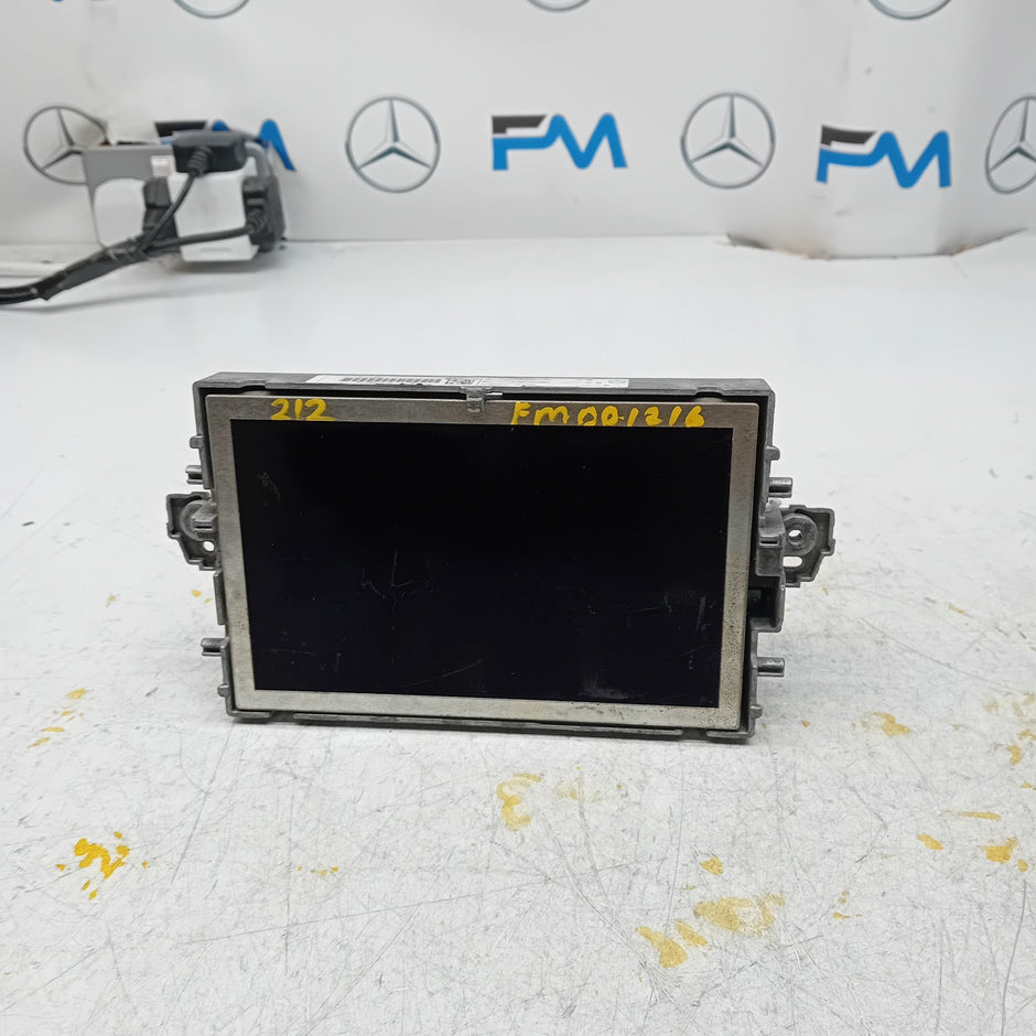 MERCEDES BENZ E-CLASS W212 SAT NAV DISPLAY SCREEN A2129002216 FM001216