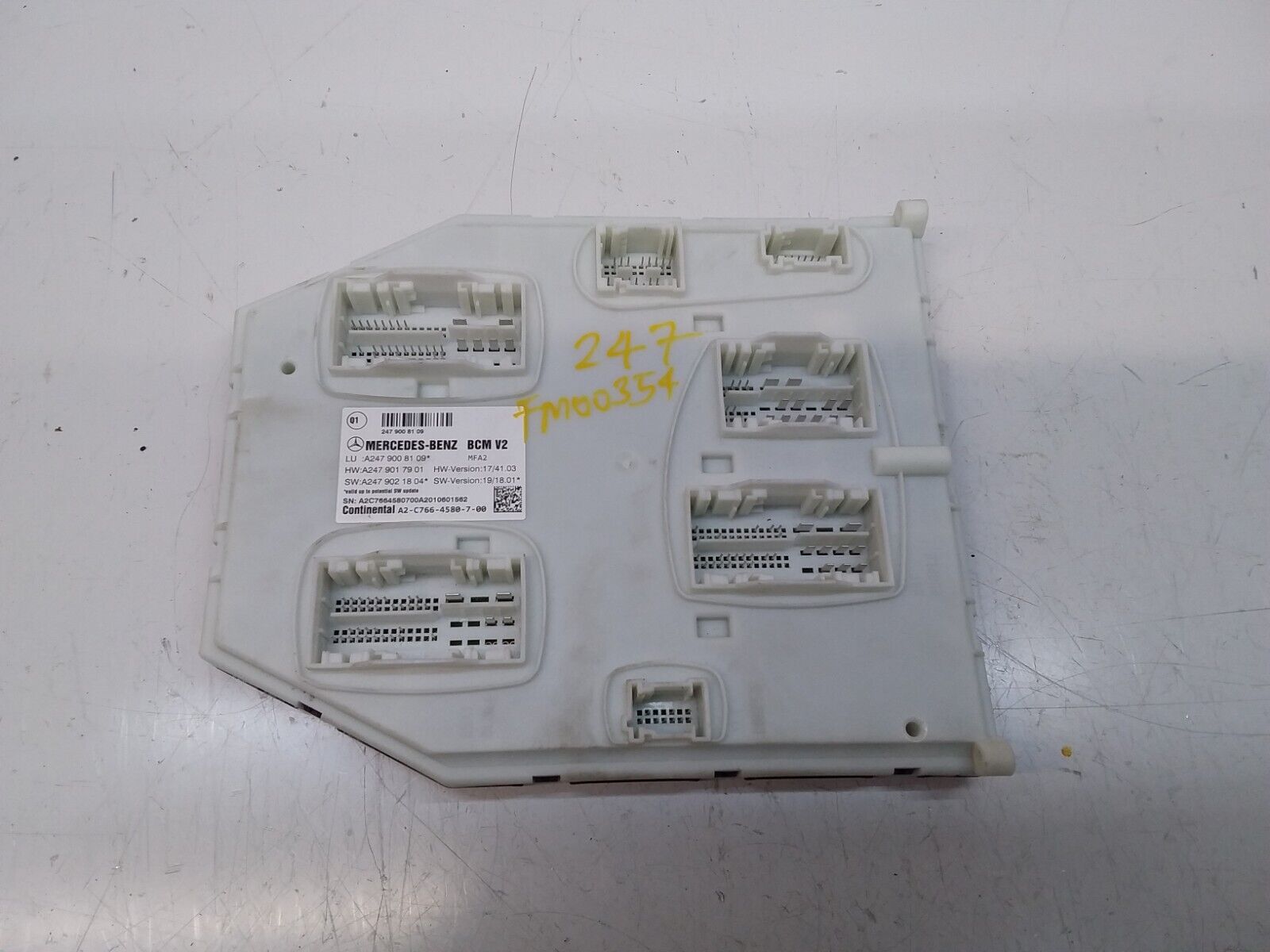 Mercedes GLA W247 SAM Signal Control Module Unit A2479008109 FM00354