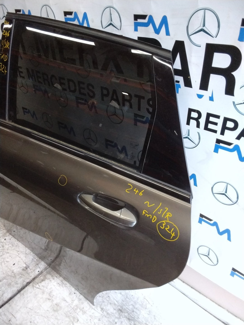 MERCEDES B-CLASS W246 DRIVER REAR DOOR OSR BROWN 2012-19 COMPLETE FMD324