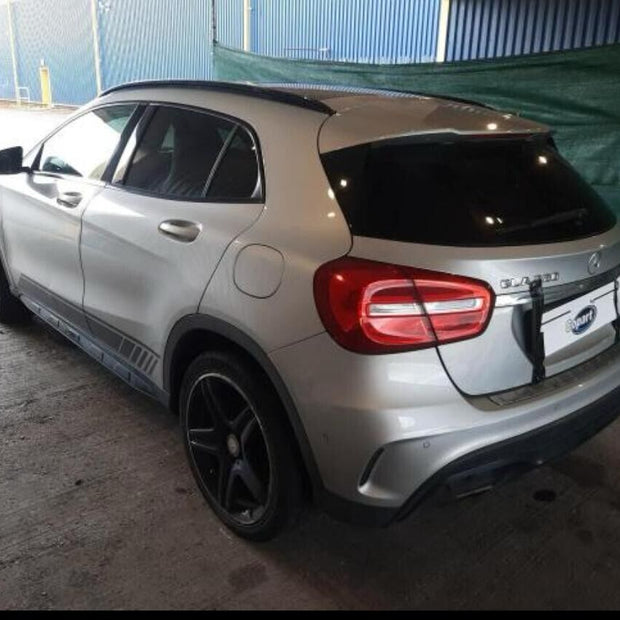 MERCEDES BENZ GLA W156 - BREAKING / FRONT & REAR BUMPER AND WINGS