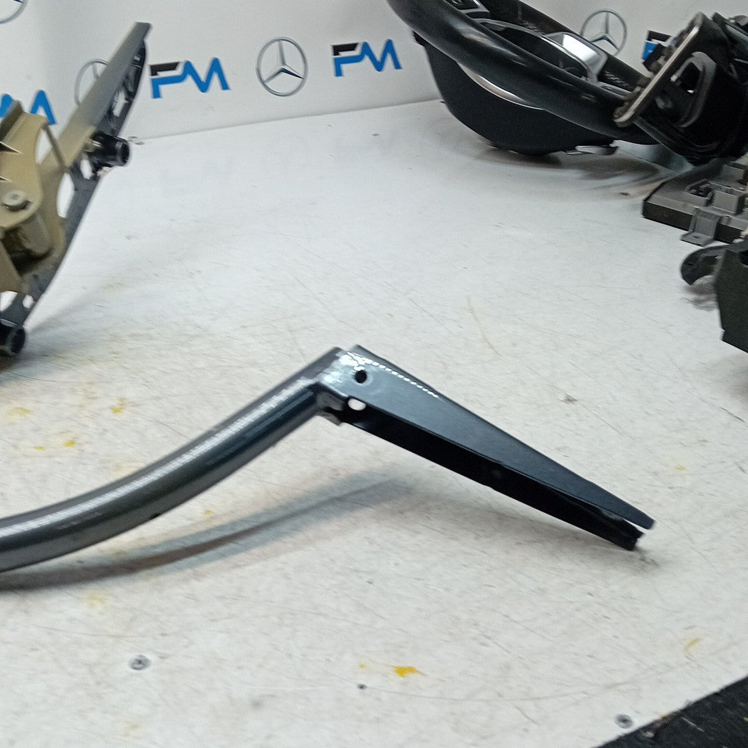 MERCEDES BENZ E-CLASS W213 TAILGATE PASSENGER SIDE HINGES A2137500328 FM001322