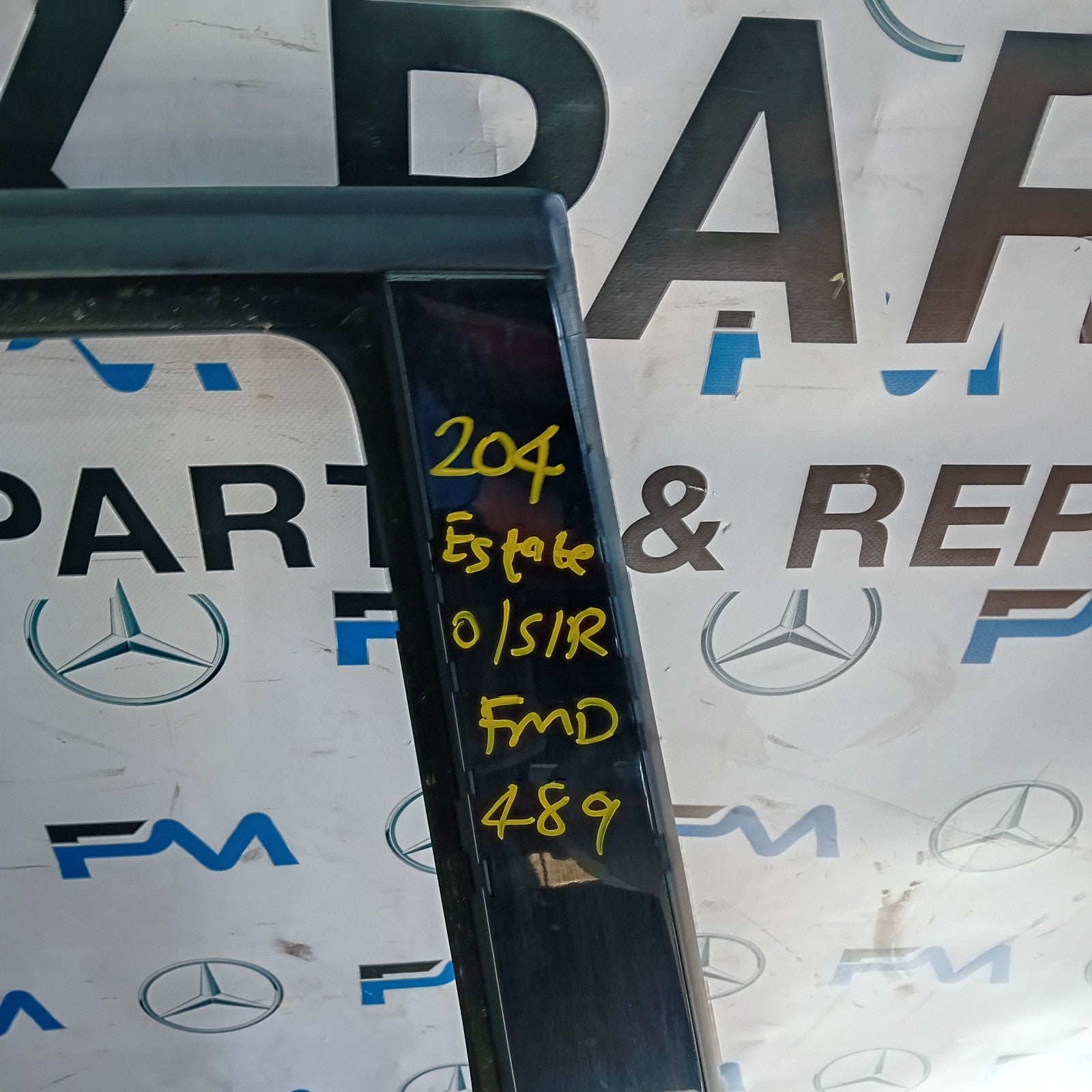 MERCEDES BENZ C-CLASS W204 EST DRIVER REAR DOOR OSR 2011 RED  FMD489