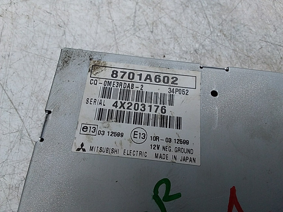MITSUBISHI OUTLANDER ANTENNA ARIEL AMPLIFIER MODULE 8701A602 FMR494