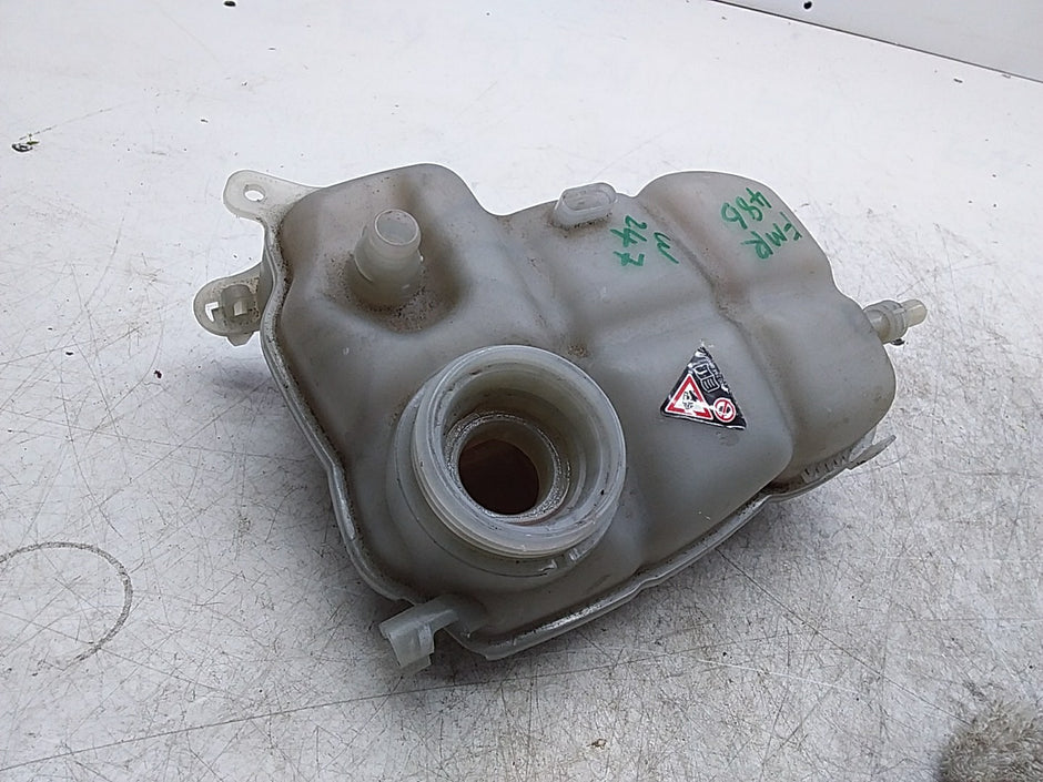 MERCEDES BENZ  B-CLASS W247 COOLANT TANK A2475000049 FMR486