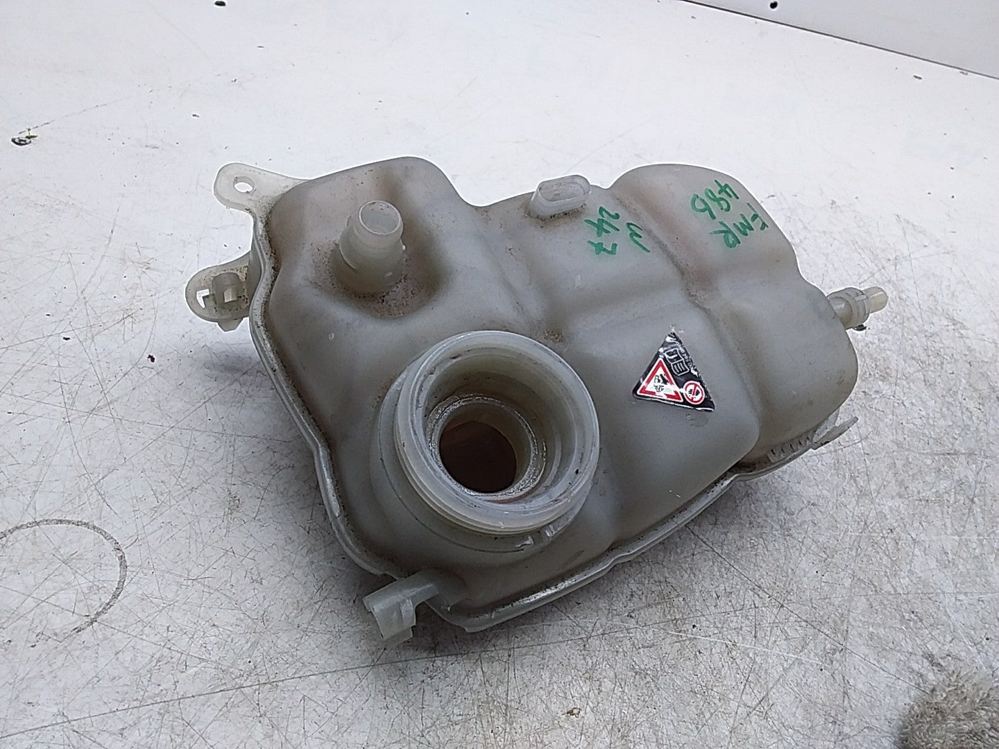 MERCEDES BENZ  B-CLASS W247 COOLANT TANK A2475000049 FMR486