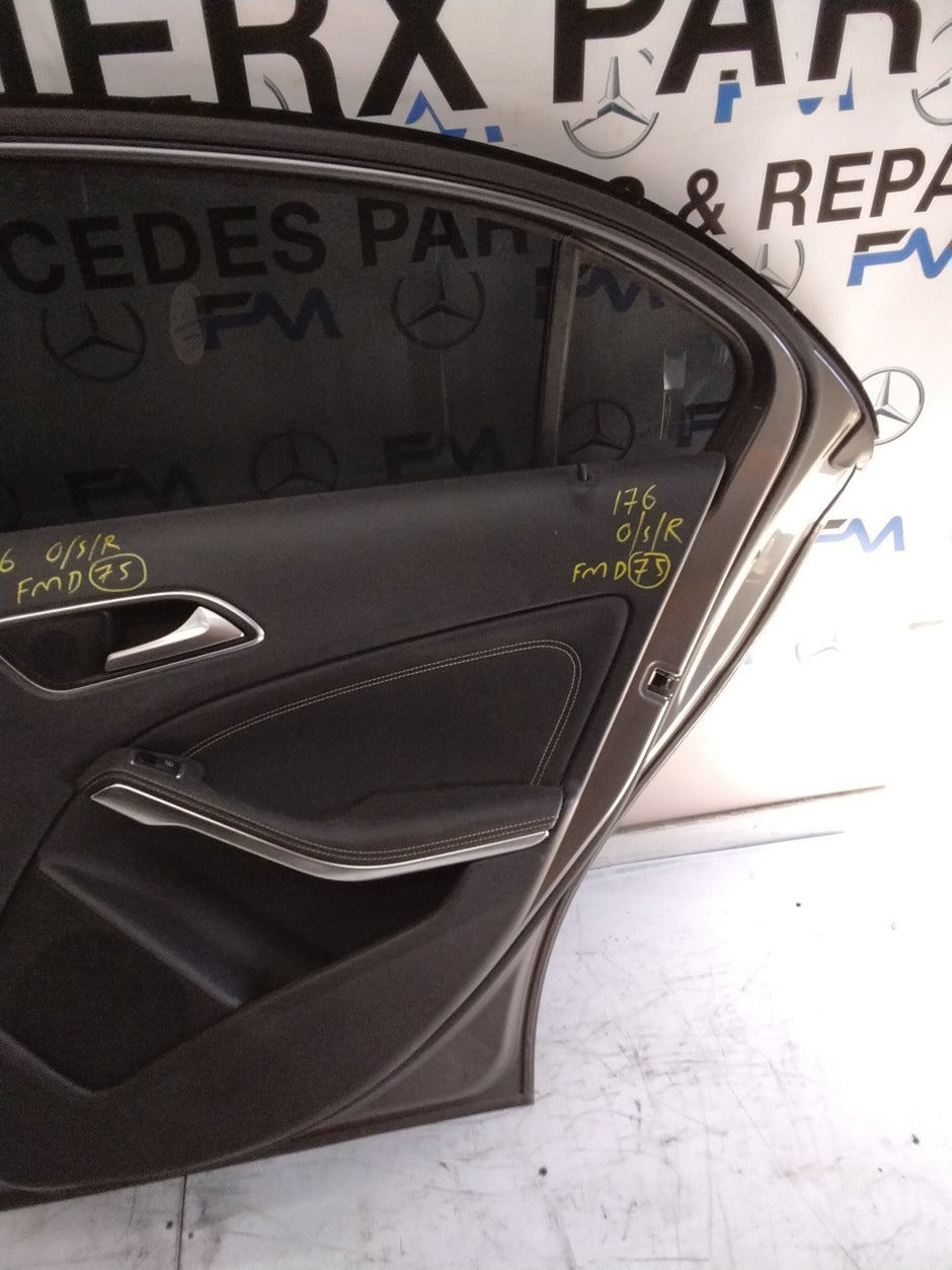 MERCEDES BENZ A-CLASS W176 DRIVER SIDE REAR DOOR O/S/R COMPLETE GREY FMD75