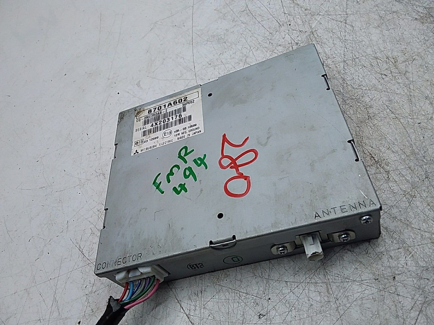 MITSUBISHI OUTLANDER ANTENNA ARIEL AMPLIFIER MODULE 8701A602 FMR494