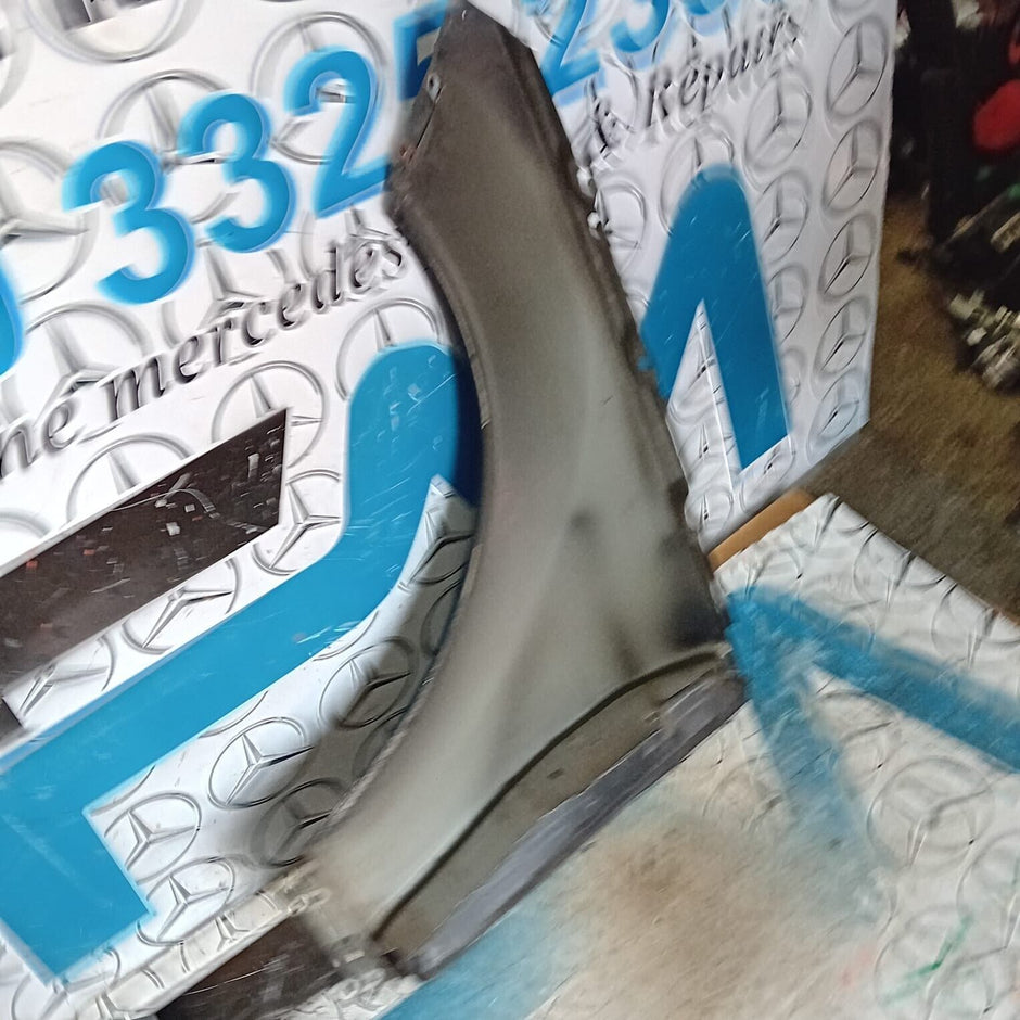 MERCEDES BENZ C-CLASS W204 FRONT DRIVER SIDE ( OFF SIDE ) WING