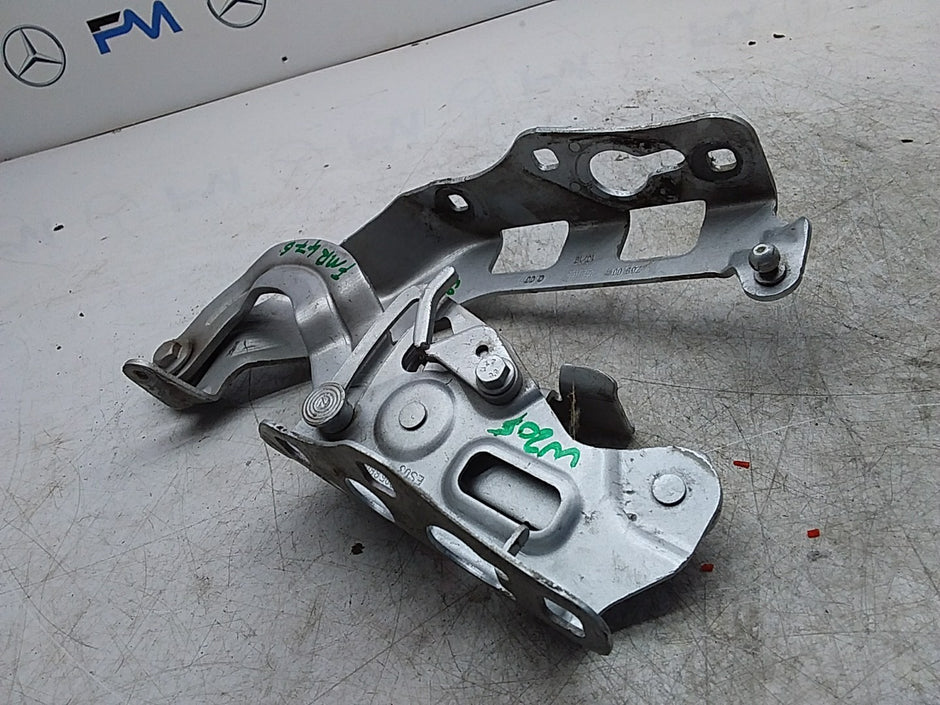 MERCEDES BENZ  C-CLASS W205 BONNET HINGE RIGHT DRIVER SIDE A2058800928 FMR476