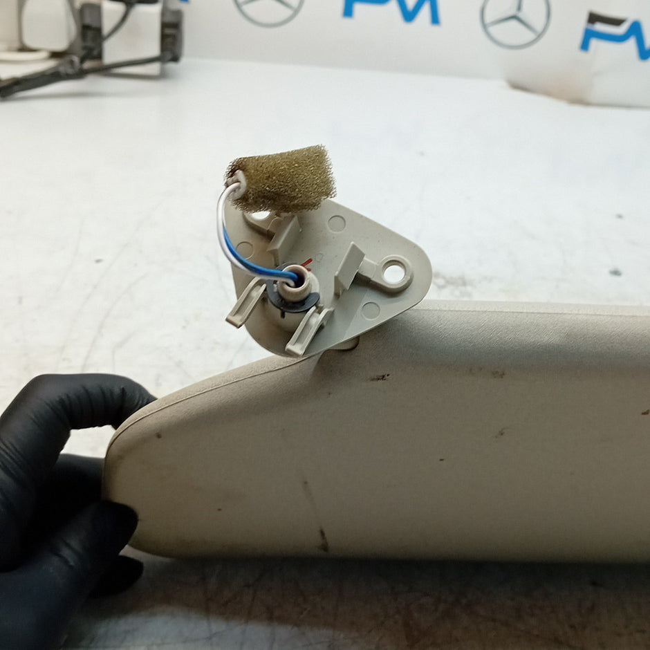 MITSUBISHI OUTLANDER MK3 SUN VISOR DRIVER SIDE OS 2014 FM001630